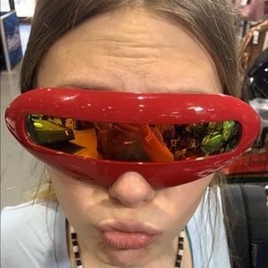 Meet your Posher, Elyse